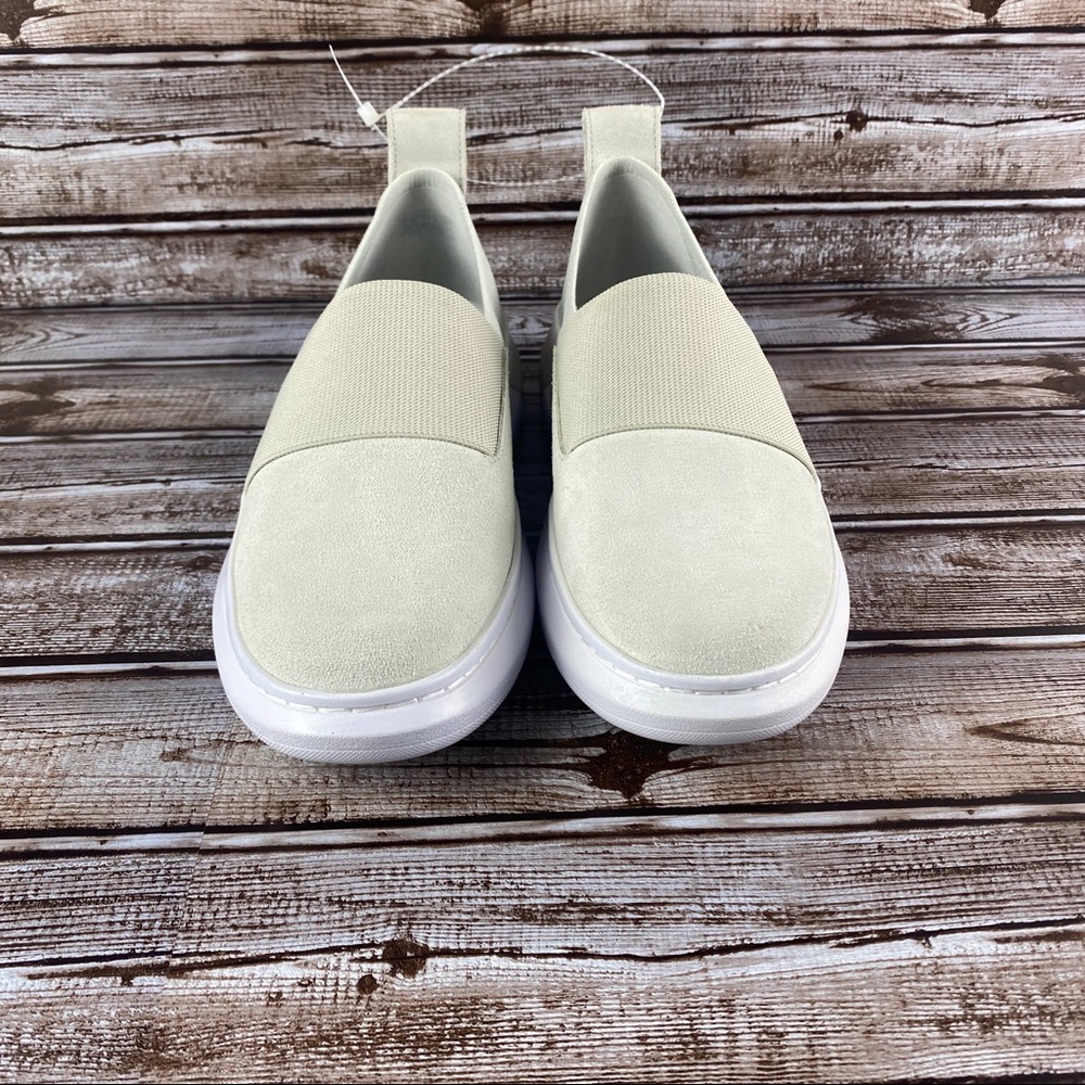 NWT Under Armour Sportswear slip-ons - Picture 4 of 6